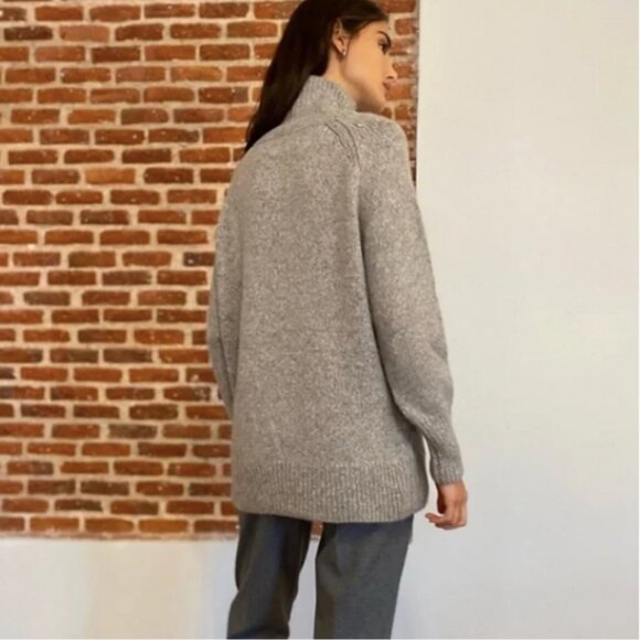 Aritzia Babaton Alpaca DAY OFF TURTLENECK Sweater Grey - Picture 5 of 11